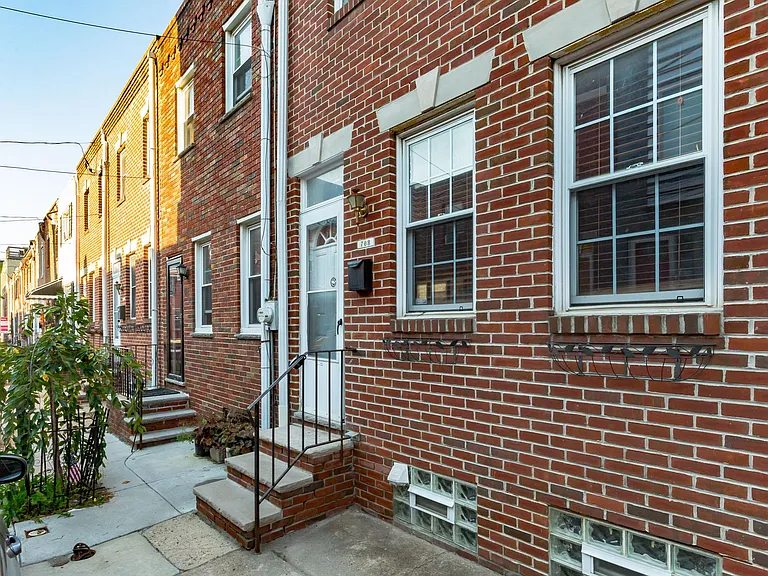 708 S Smedley St — Photo 8