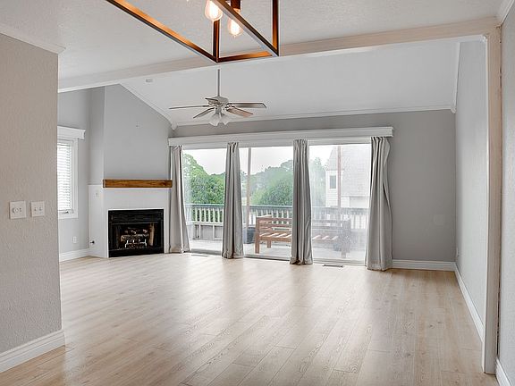 Dining / Living Room