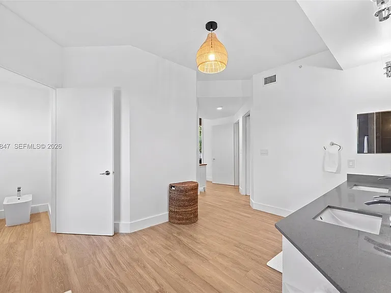 731 Crandon Blvd #308 — Photo 17