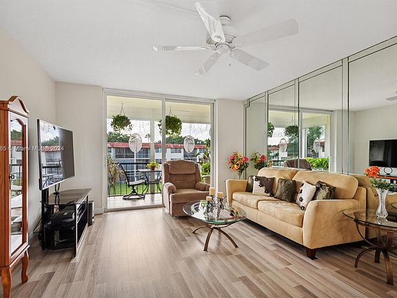 5th image of 9420 S Hollybrook Lake Dr APT 302
