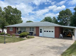 4436 Columbus Rd, Quincy, IL 62305