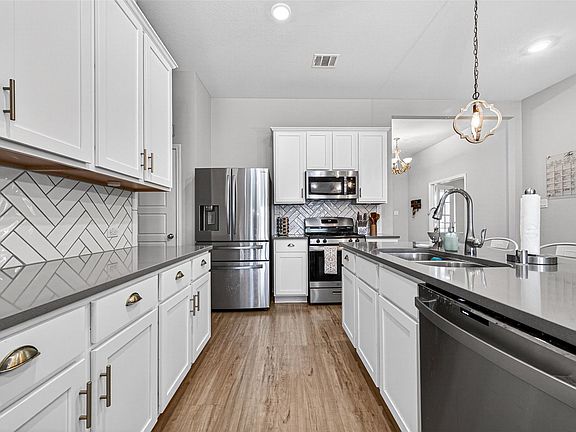 5th image of 21835 Sarasota Spice St