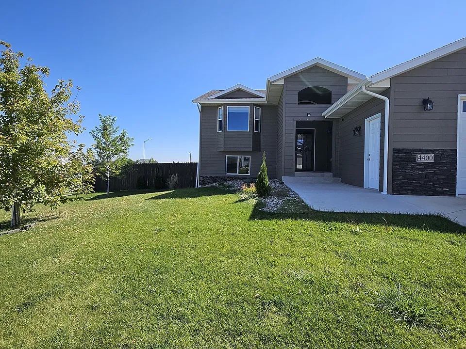 4400 Beringer Dr