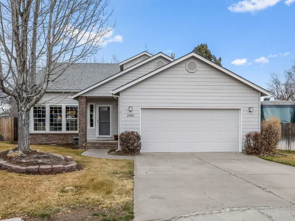 2985 NE Alpenglow Pl, Bend, OR 97701