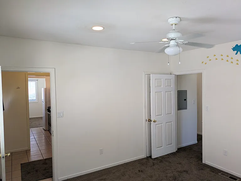 13118 E Penn St — Photo 18