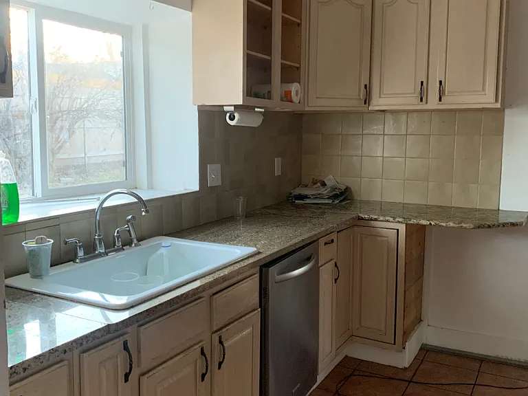 883 Knox Ct — Photo 10