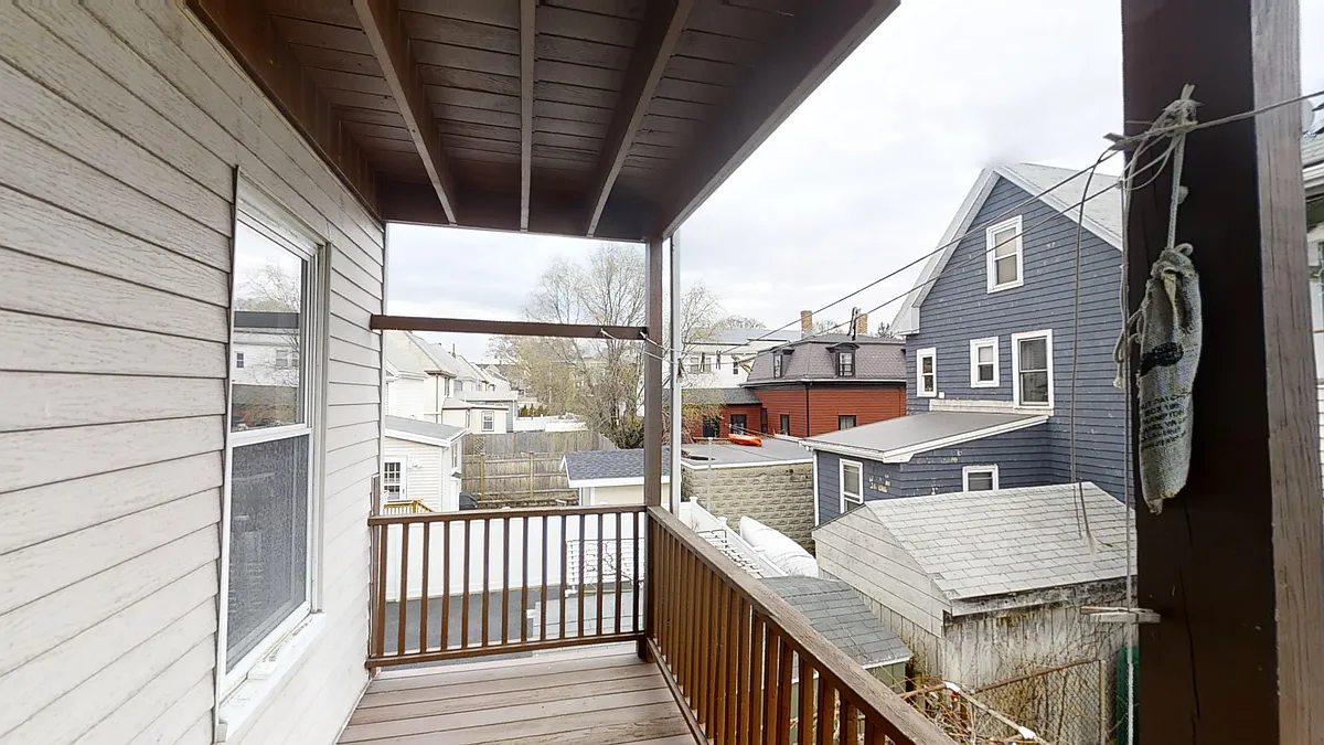 Building Photo - 13 Partridge Ave #2