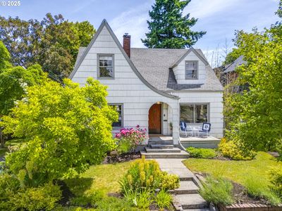 5734 NE 12th Ave, Portland, OR, 97211