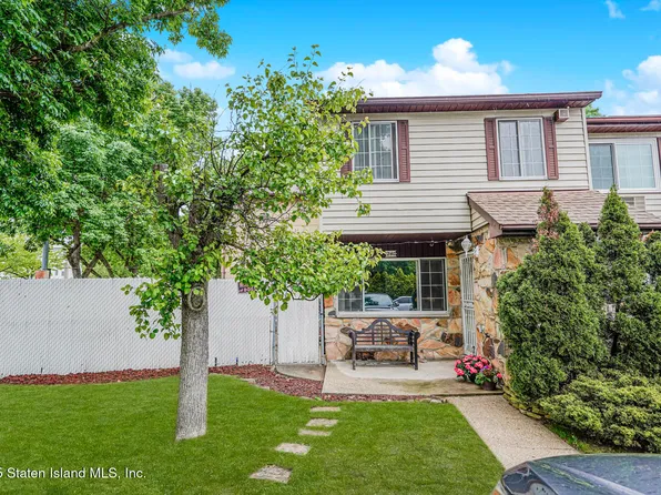 240 Corona Ave, Staten Island, NY 10306