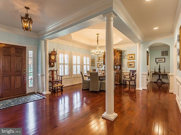 5th image of 8394 Hickory Hollow Ct