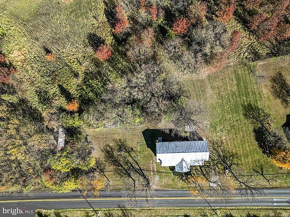 4th image of 751/761 Old Charles Town Rd