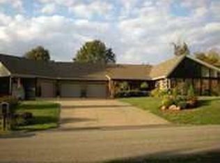 1049 Berkshire Ln, Russell, KY 41169