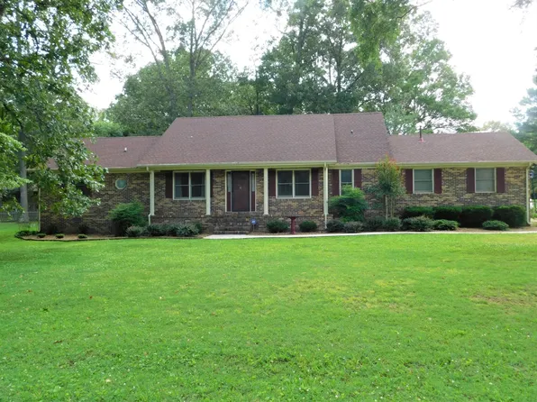 47 Briarwood Ln, Manchester, TN 37355