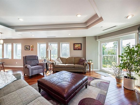 4th image of 111 Cottage Grove Ave SE APT 202