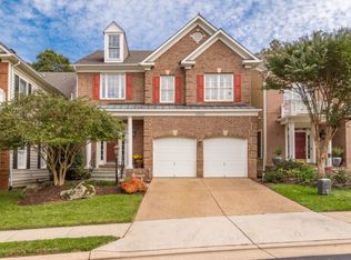 20266 Island View Ct, Sterling, VA 20165