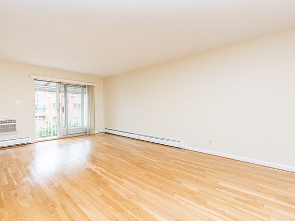 3rd image of 31-41 37th St #3A