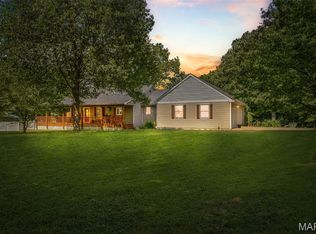 5090 Green Hills Rd, Festus, MO 63028