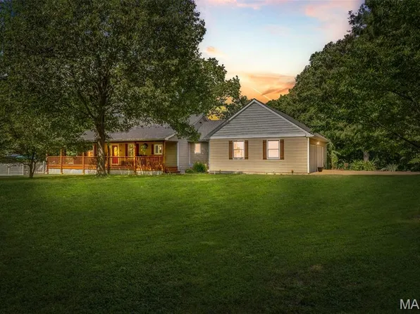 5090 Green Hills Rd, Festus, MO 63028