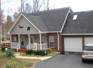 44 Queen Rd, Candler, NC 28715