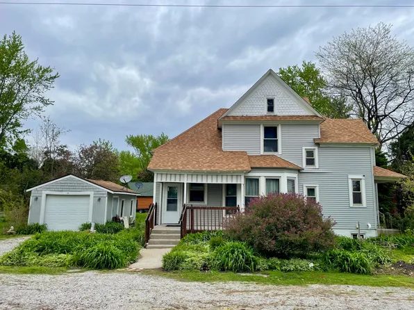201 N Main St, Wanatah, IN 46390