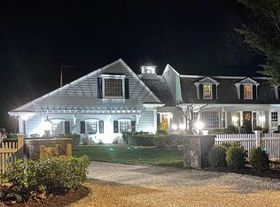 412 Hemlock Rd, Fairfield, CT 06824