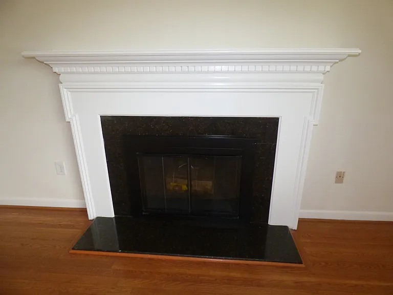 1744 Great Falls St — Photo 3