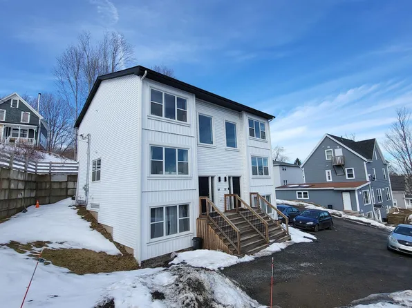 52 & 54 Gaspereau Ave, Wolfville, NS B4P 2C2