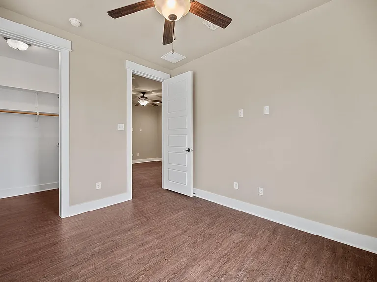 1704 Cedar Bend Dr #5B — Photo 20
