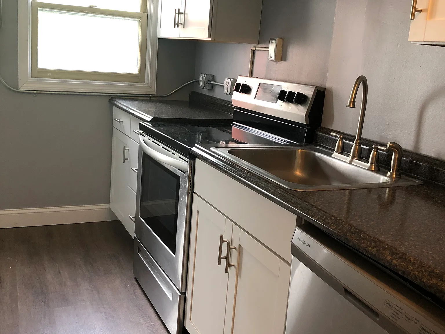 36 Buell Street - 2 — Photo 3