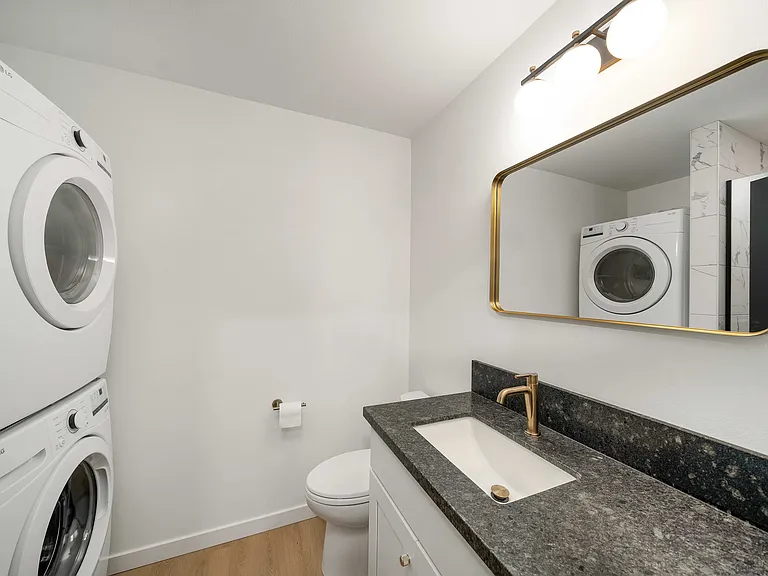 6063 NE Simpson St #60 — Photo 6