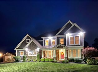 293 Eastham Ct, Webster, NY 14580