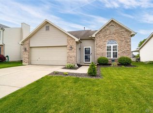 1598 Farrington Dr, Kettering, OH 45420
