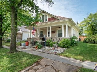 325 Kansas Ave, Alma, KS 66401