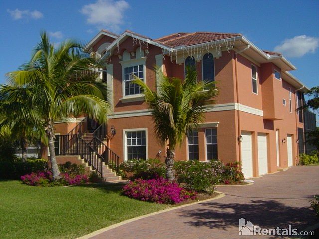 1st image of 27181 Driftwood Dr