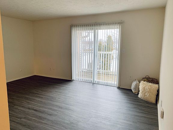 5th image of 8417 Devonshire Ct APT D