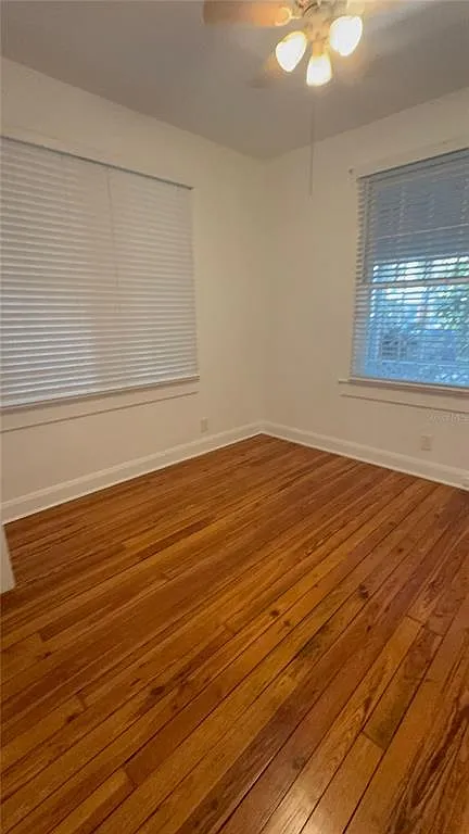 3 bed, 1.0 bath, 1424 sqft, $2,350 — Photo 3
