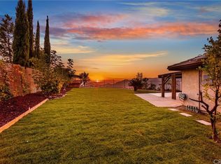 3859 Karen Lynn Dr, Glendale, CA 91206