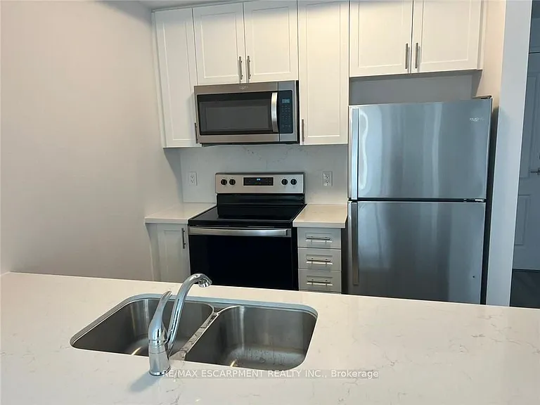 5055 Greenlane Rd #340 — Photo 11