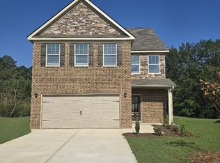 5700 Laney Dr, Rex, GA 30273