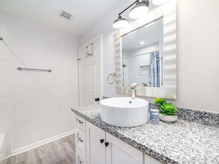 3422 Rustling Pines St — Photo 15