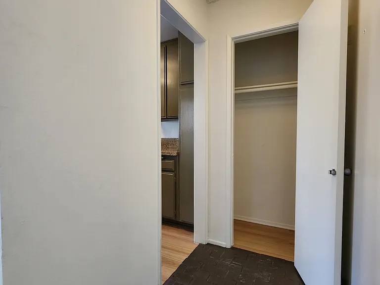 1550 Armacost Ave #105 — Photo 6