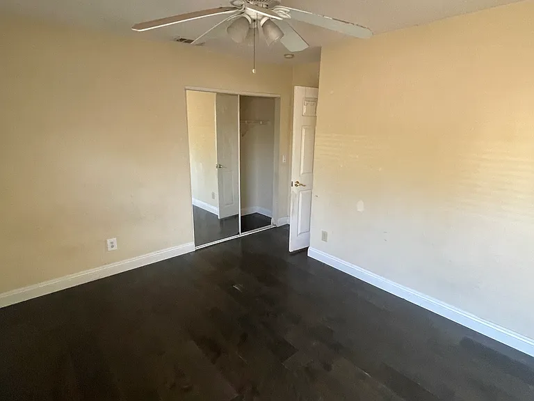 12811 La Cuarta St — Photo 20