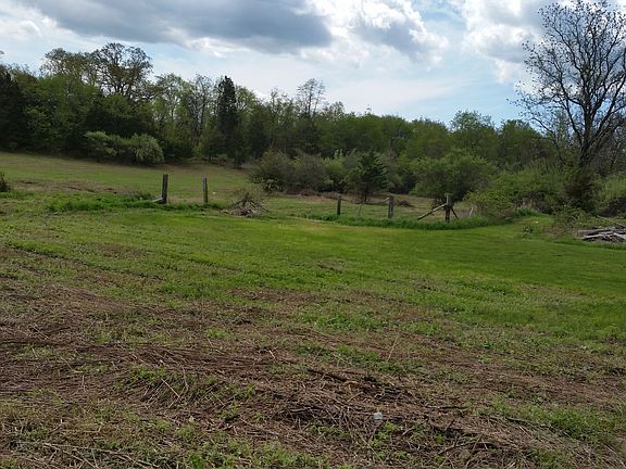 33 acres of pristine land