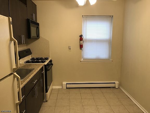 4th image of 725 Joralemon St Unit 157