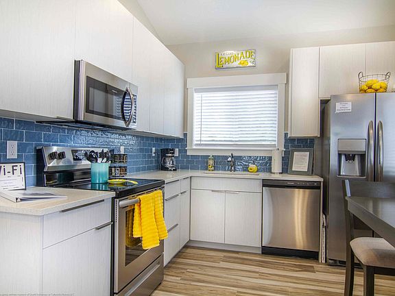 5th image of 1523 W Bijou St #B