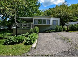 1222 Taft St SW, Sherrodsville, OH 44675