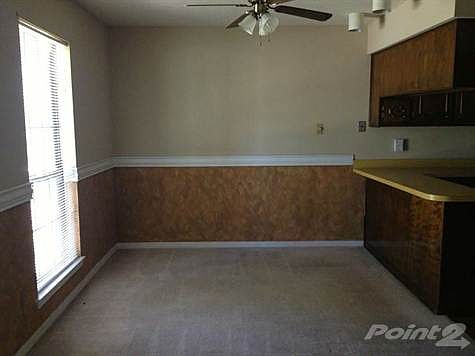 2196 Baywood-Dining Area