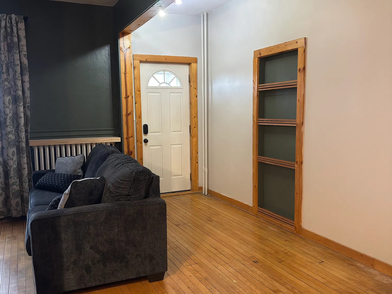 2 bed, $1,800 — Photo 4