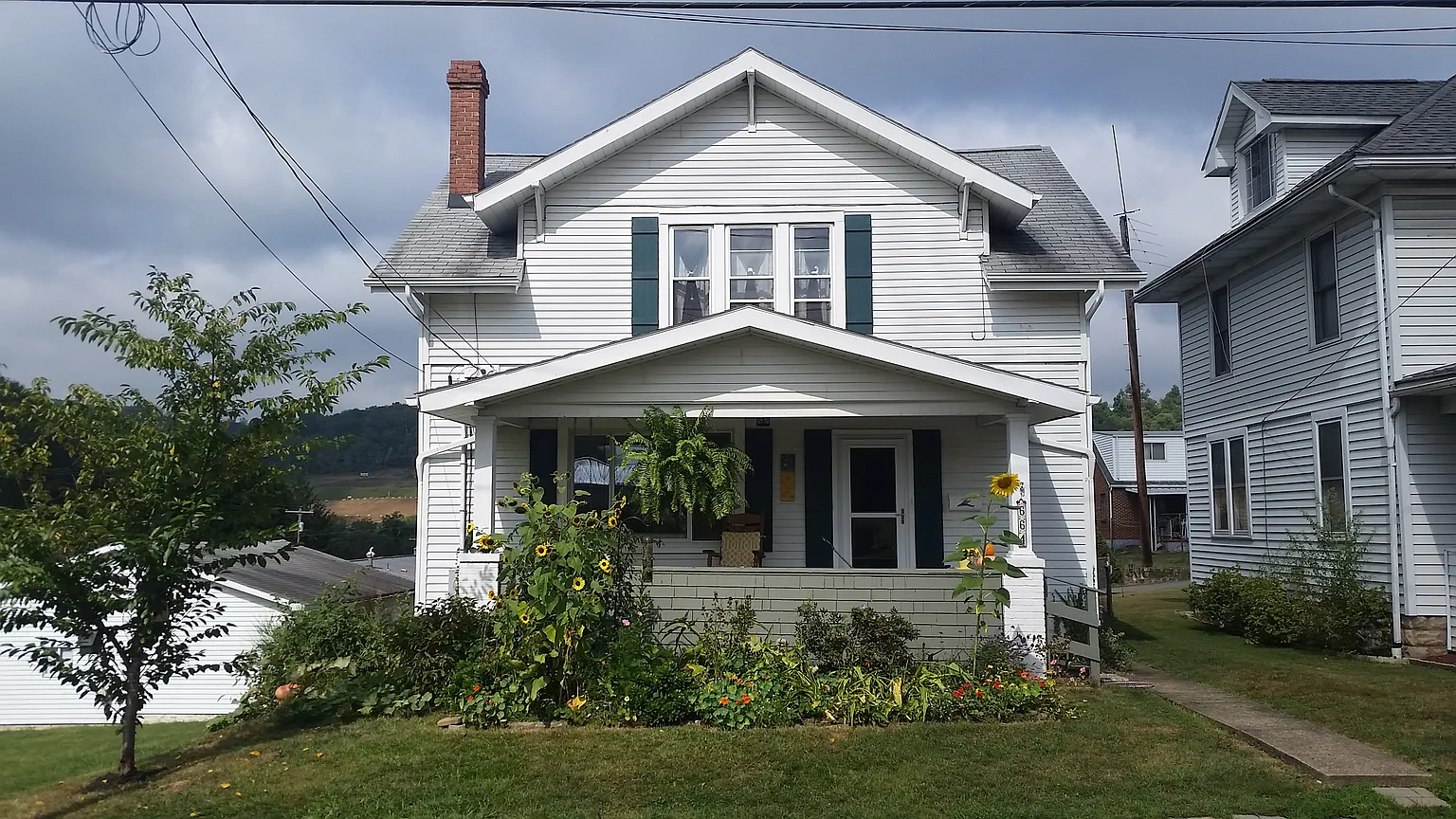 664 W Virginia Ave photo 1