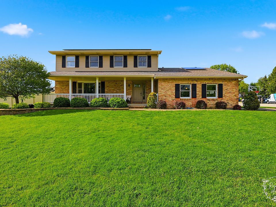 1st image of 417 N Thames Ct